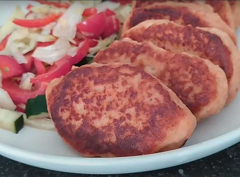 рыбные котлеты с рисом, п/о.