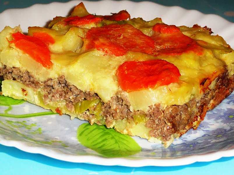картофельная запеканка с мясным фаршем.