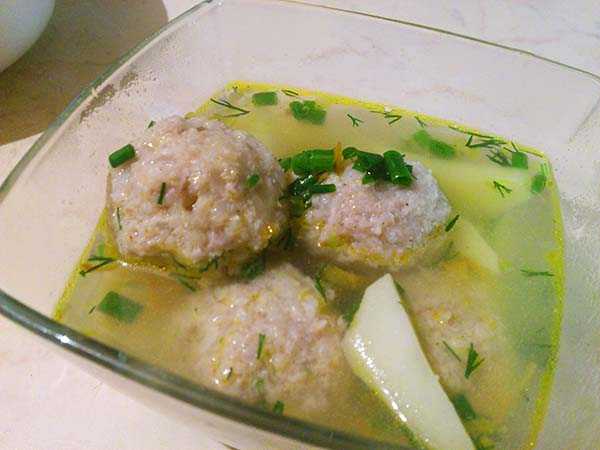 суп картофельный с мясными фрикадельками. п/о.