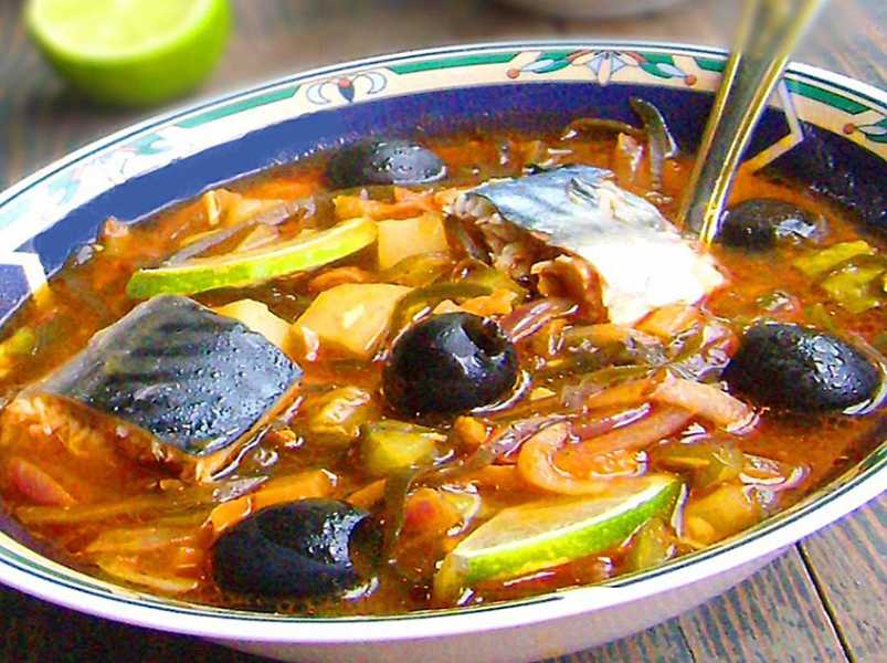 солянка рыбная с грибами