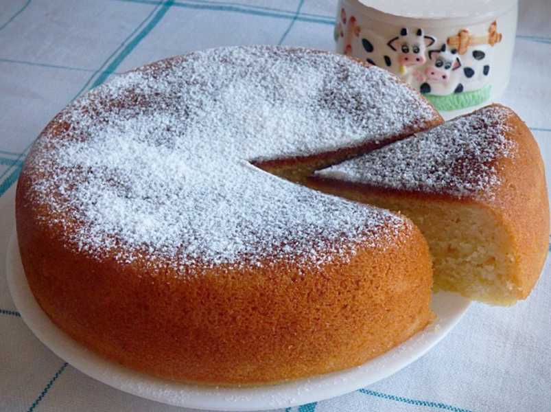 манник на кефире с яйцами.