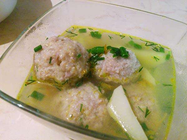 суп картофельный с мясными фрикадельками. п/о.