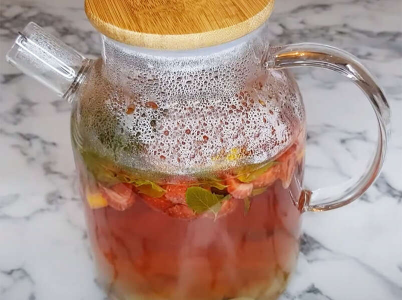 чай, фруктовый с клубникой, виноградом, лимоном и мятой, п/о..