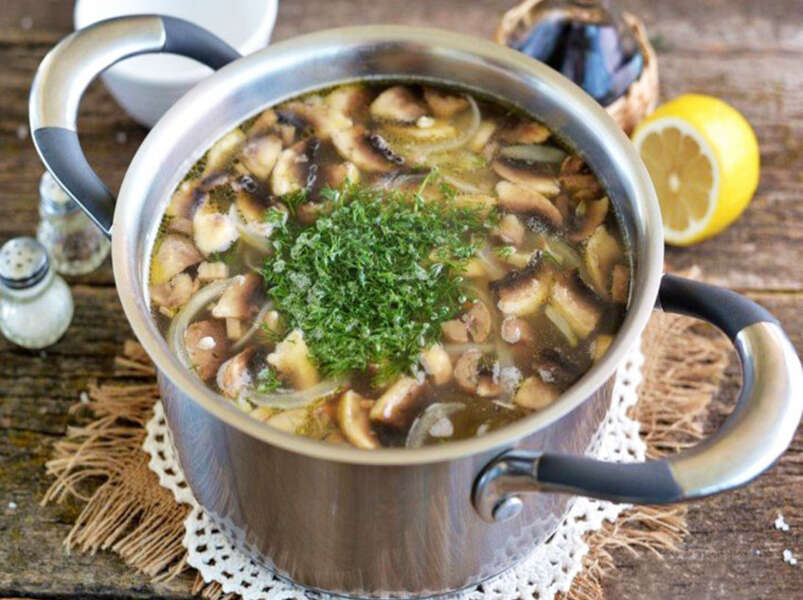 грибной бульон.