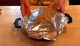 накрываем форму фольгой