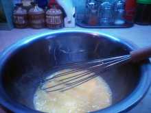 взбиваем яйца