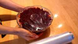 ставим салат в холодильник на 2 часа