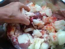 мясо перемешиваем