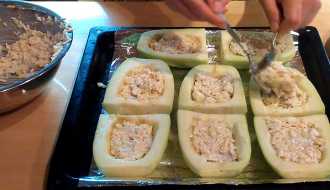 начиняем лодочки начинкой