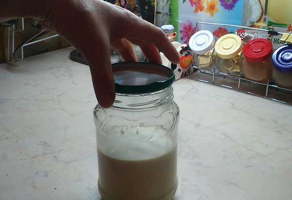накрываем сливки крышкой