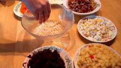 выкладываем слой лука