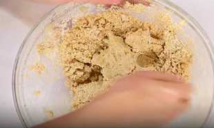 вымешиваем тесто