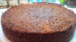 готовый пирог перевёрнутй вверх дном