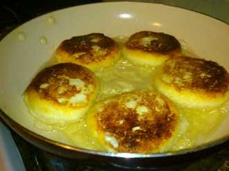 обжарка сырников с другой стороны