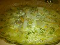 рассольник в тарелке