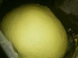 первая стадия подошедшего теста для баурсаков