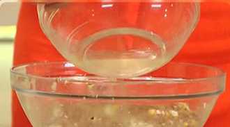 добавляем немного бульона