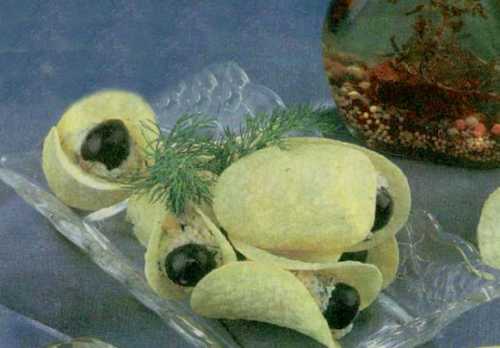 Закуска сырная на чипсах.