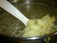 картофель и перловка в рассольнике